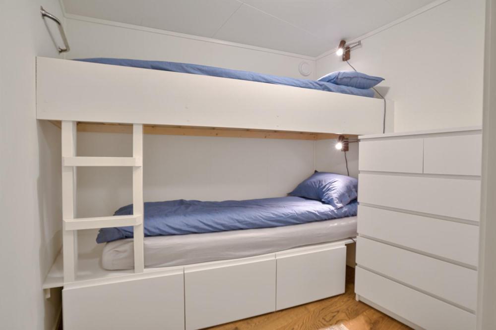 Volda Floating Home Kvaloya Экстерьер фото